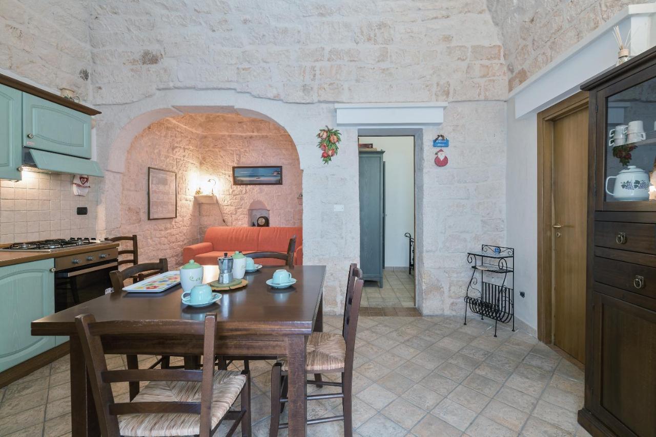Corso Mazzini White Houses Ostuni Bagian luar foto