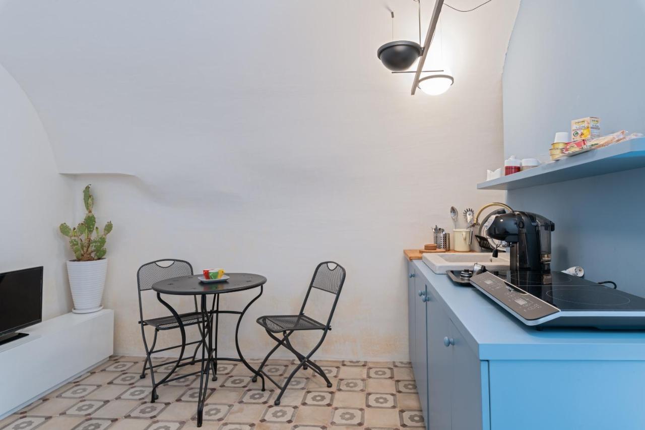 Corso Mazzini White Houses Ostuni Bagian luar foto